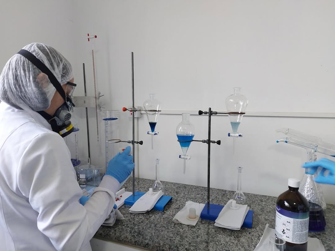 Análise para determinação de surfactantes aniônicos em efluentes líquidos